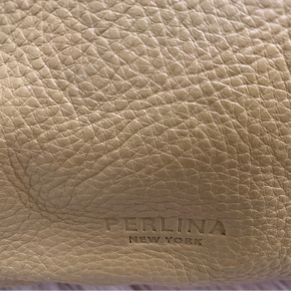 Perlina hobo bag in easy-carry design - Picture 4 of 9